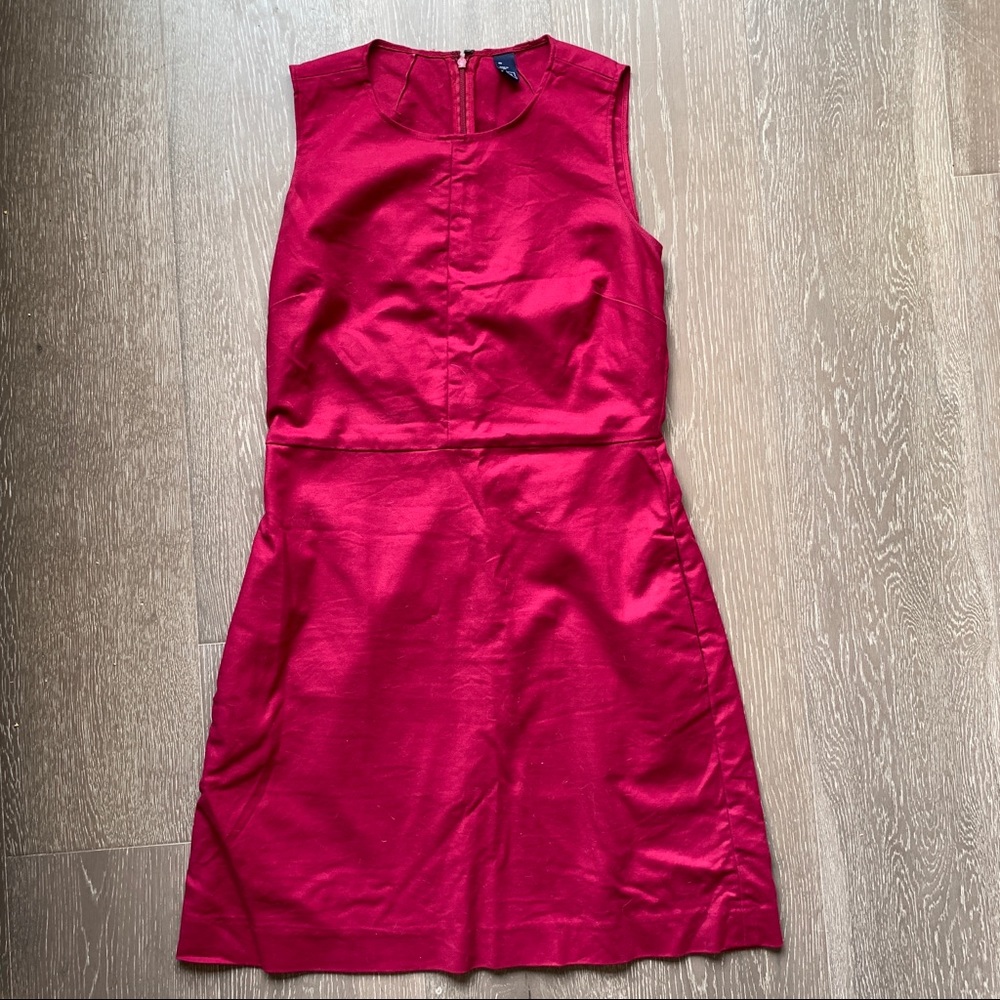 Red shift dress, size 6